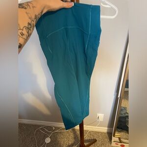 Lululemon fast and free